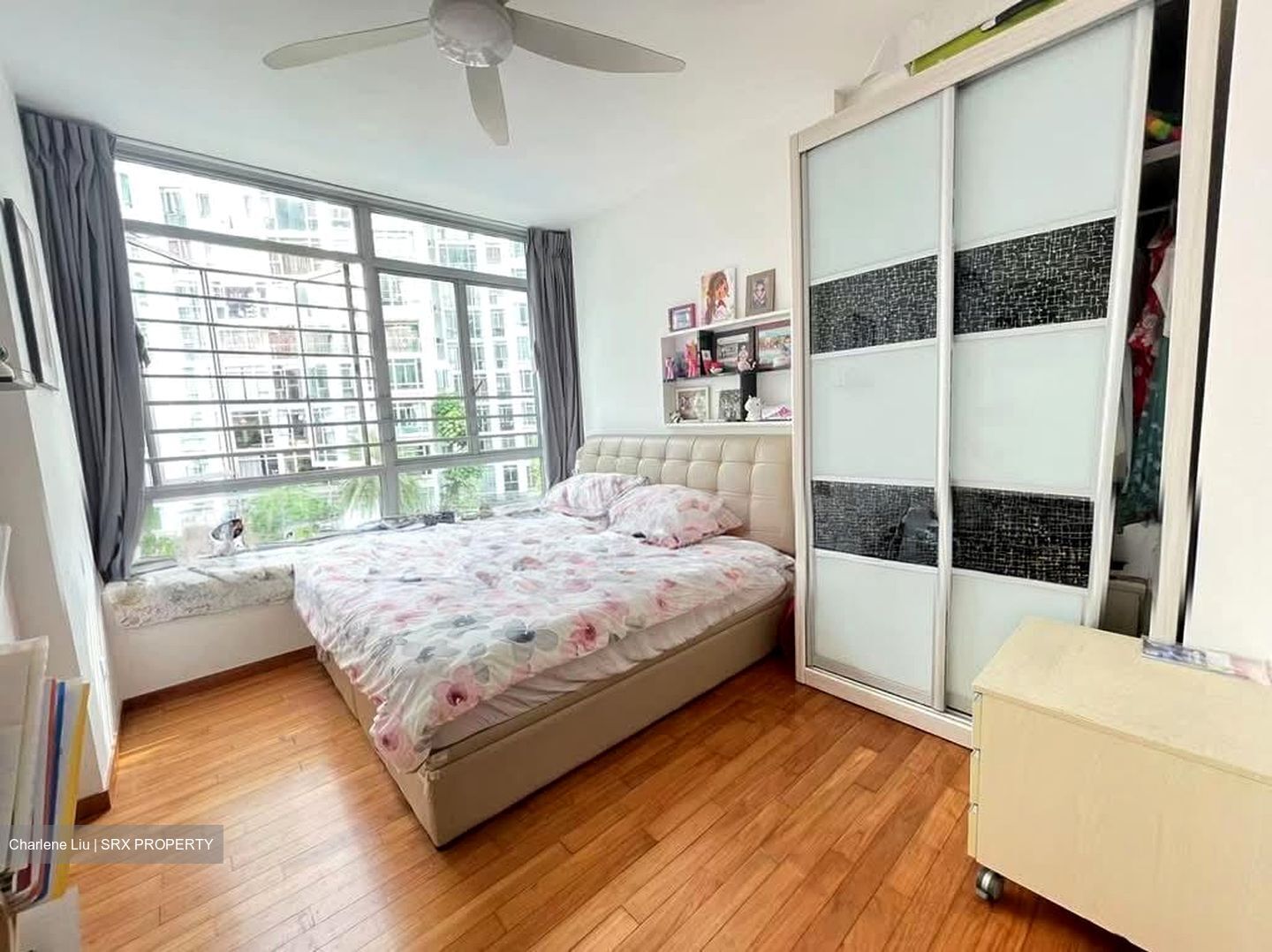 The Lakeshore (D22), Condominium #599701061